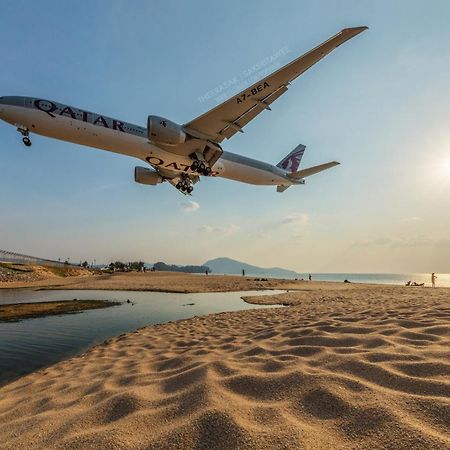 Dwell Phuket Airport Hotel At Naiyang Nai Yang Beach Esterno foto