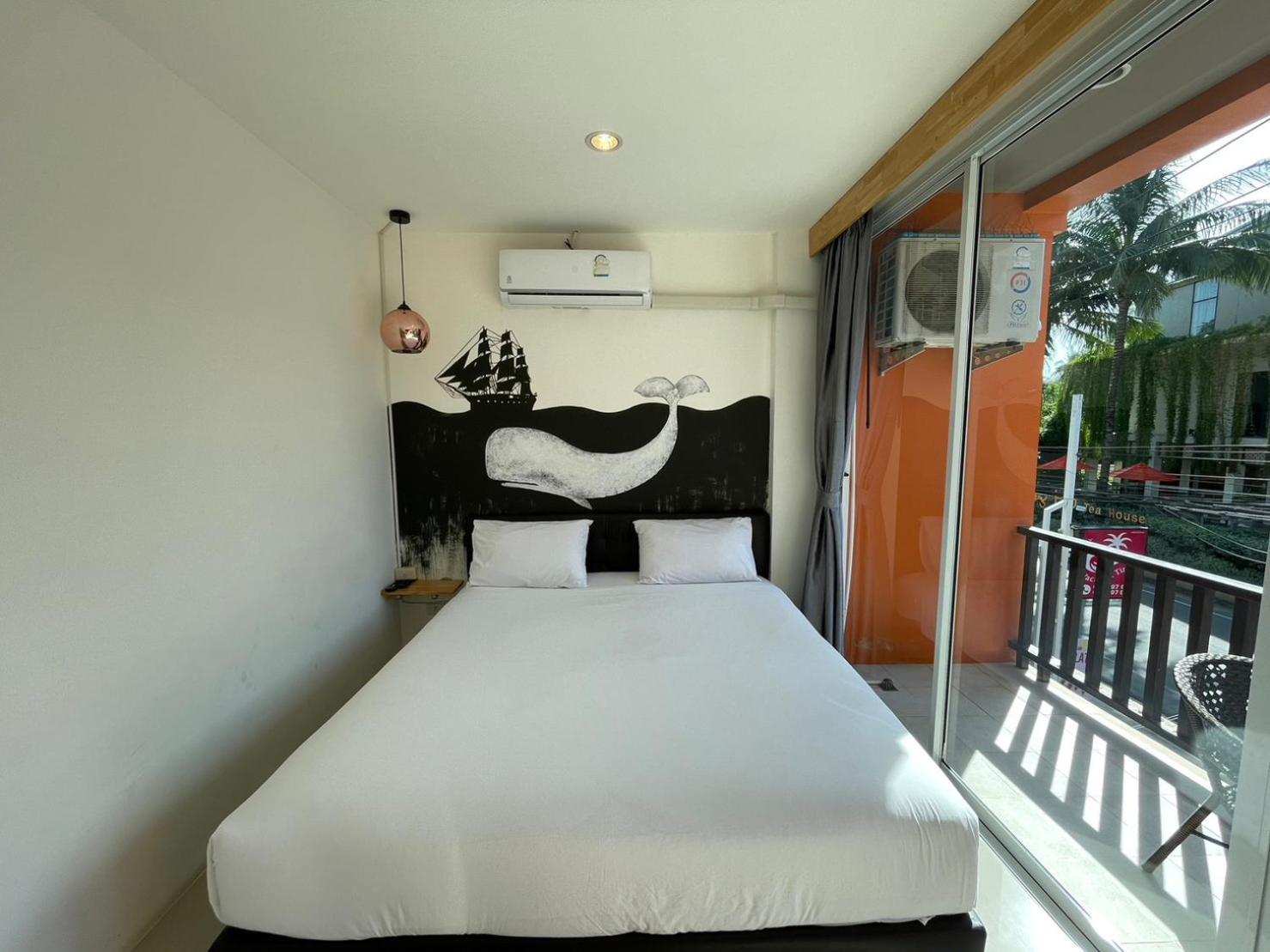 Dwell Phuket Airport Hotel At Naiyang Nai Yang Beach Esterno foto