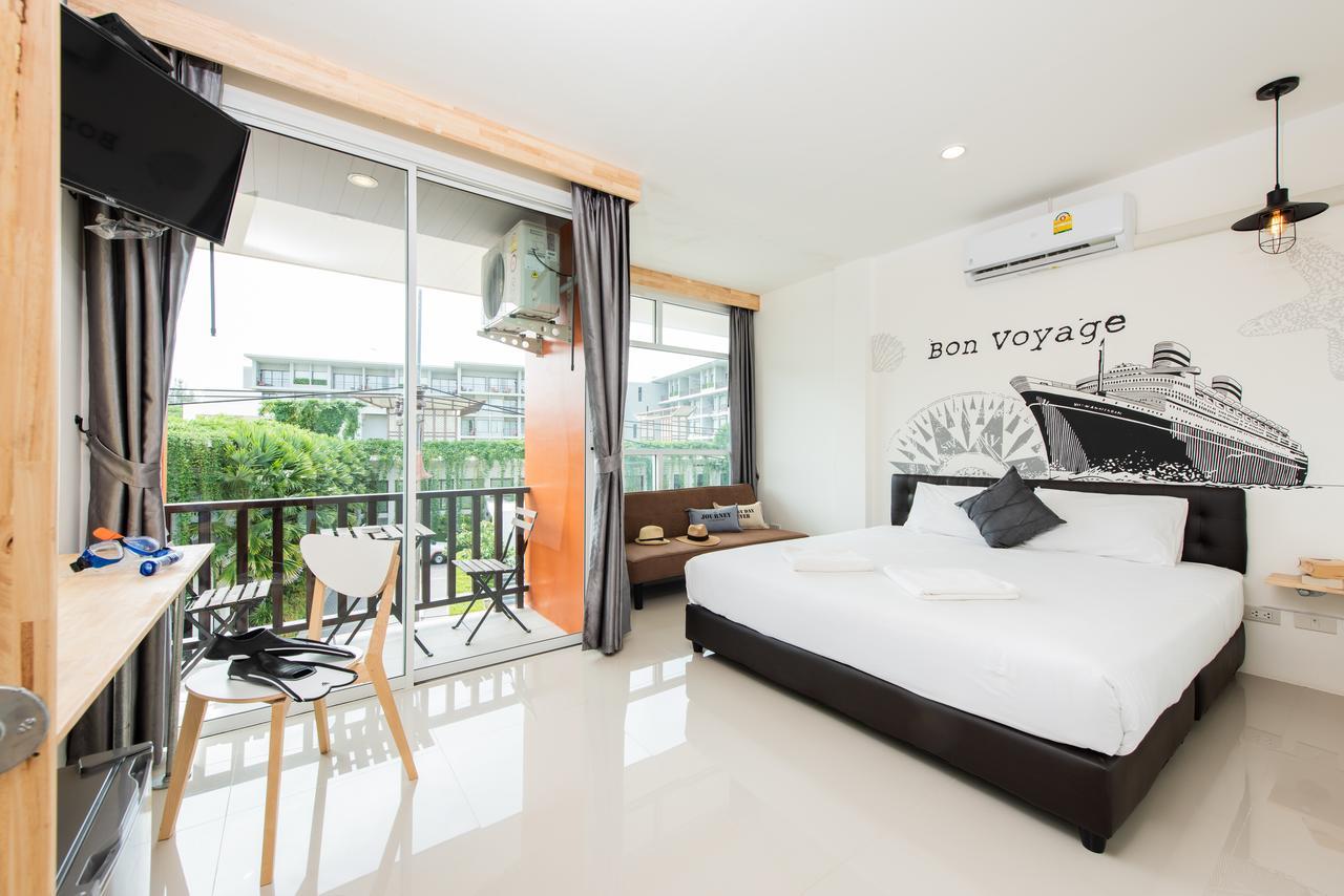 Dwell Phuket Airport Hotel At Naiyang Nai Yang Beach Esterno foto