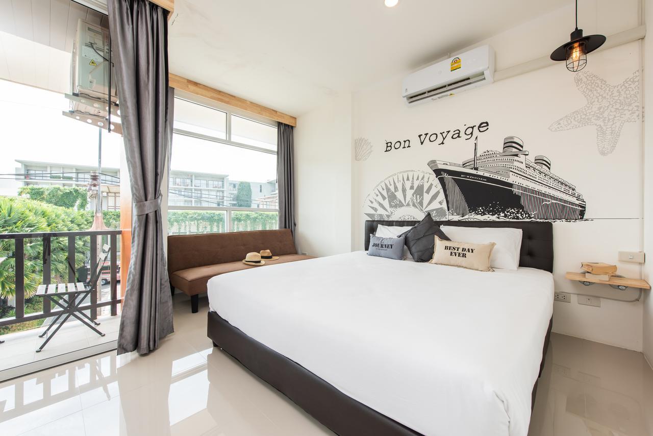 Dwell Phuket Airport Hotel At Naiyang Nai Yang Beach Esterno foto